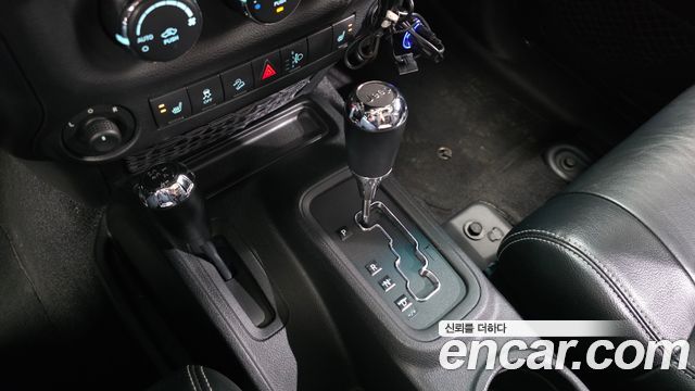 Jeep Wrangler (JK) 2.8 Diesel Sahara 4Door 2012 — фото 9
