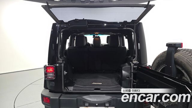 Jeep Wrangler (JK) 2.8 Diesel Sahara 4Door 2012 — фото 20