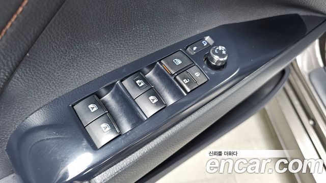 Toyota Camry (XV70) 2.5 XLE Hybrid 2018 — фото 27