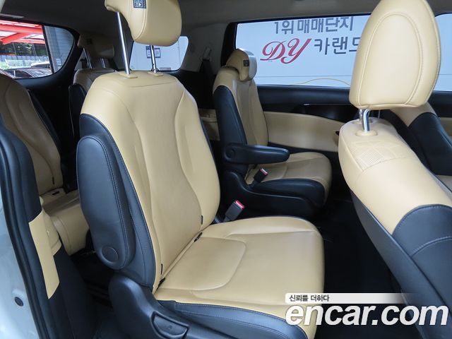 Kia Carnival (IV) Diesel 9-Seater Prestige 2022 — фото 7