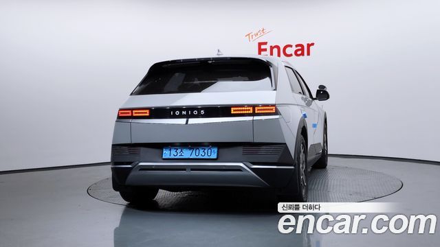 Hyundai Ioniq 5 Standard Commercial 2022 — фото 4