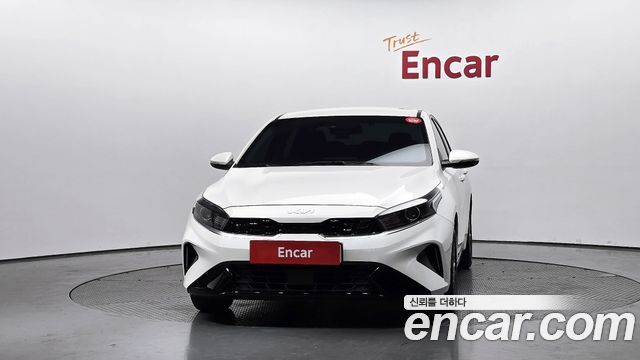 Kia K3 (II) 1.6 Prestige 2023 — фото 3
