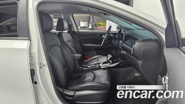 Kia K3 (II) 1.6 Prestige 2023 — фото 26