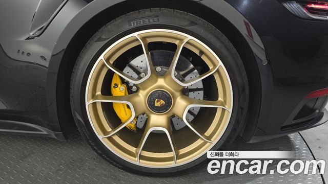 Porsche 911 (992) Turbo S Cabriolet 2022 — фото 21
