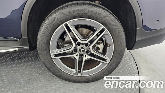 Mercedes-Benz GLC-Class (X253) GLC300e 4MATIC 2022 — фото 27