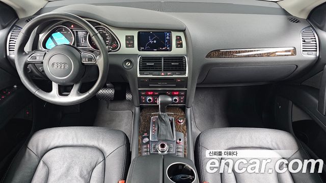 Audi Q7 35 TDI Quattro Dynamic 4L 2015 — фото 7