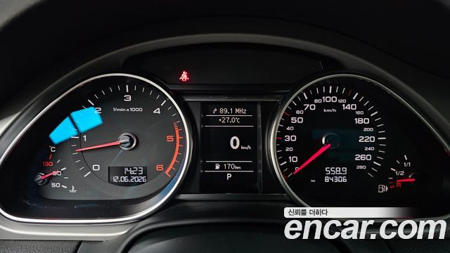 Audi Q7 35 TDI Quattro Dynamic 4L 2015 — фото 8