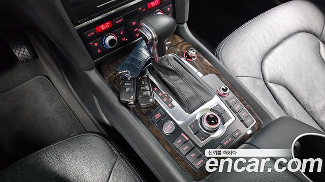 Audi Q7 35 TDI Quattro Dynamic 4L 2015 — фото 9