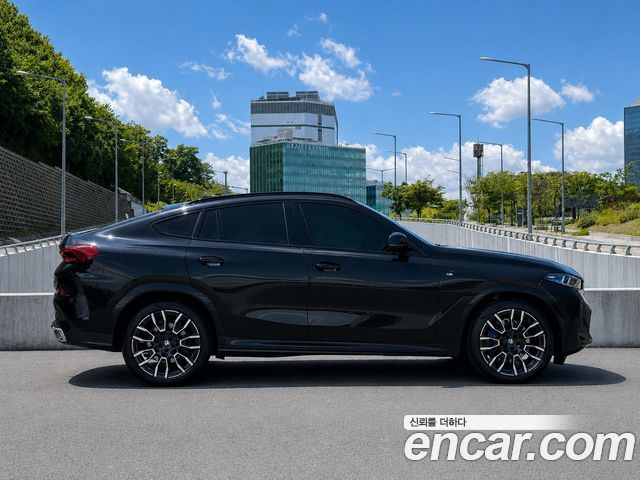 BMW X6 (G06) xDrive40i M Sport 2026 — фото 15