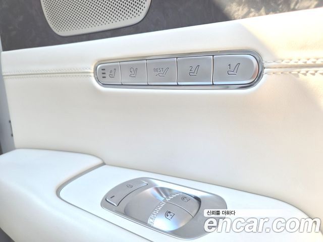Genesis G90 (RS4) Gasoline 3.5 Turbo e-S/C AWD 2023 — фото 23