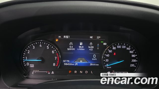 Ford Explorer (VI) 2.3 LimIted 4WD 2021 — фото 8