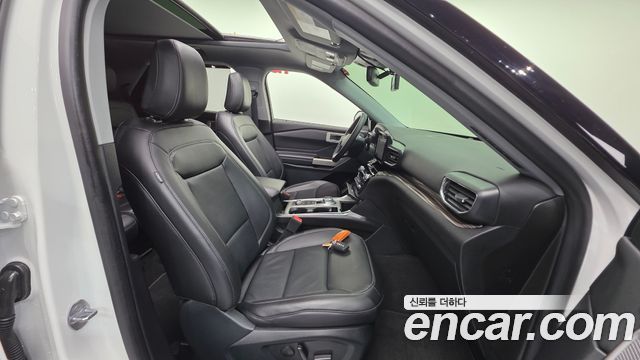 Ford Explorer (VI) 2.3 LimIted 4WD 2021 — фото 10