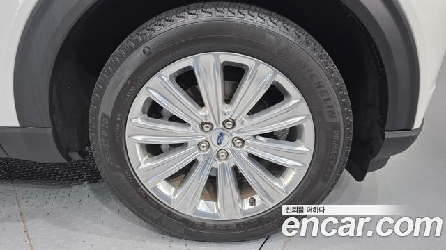 Ford Explorer (VI) 2.3 LimIted 4WD 2021 — фото 21
