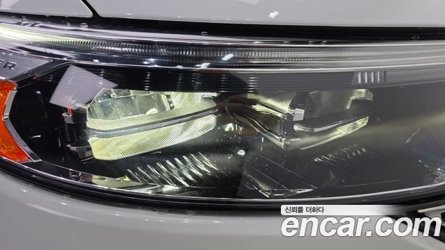 Ford Explorer (VI) 2.3 LimIted 4WD 2021 — фото 22