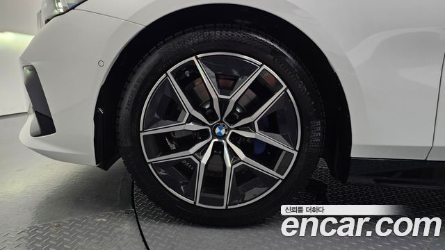 BMW 5 Series (G60) 520i M Sport 2026 — фото 5