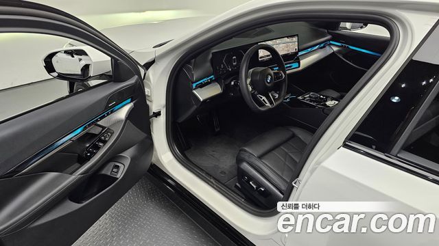 BMW 5 Series (G60) 520i M Sport 2026 — фото 11