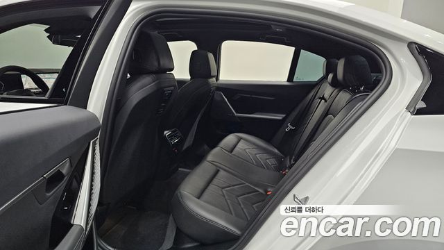BMW 5 Series (G60) 520i M Sport 2026 — фото 12