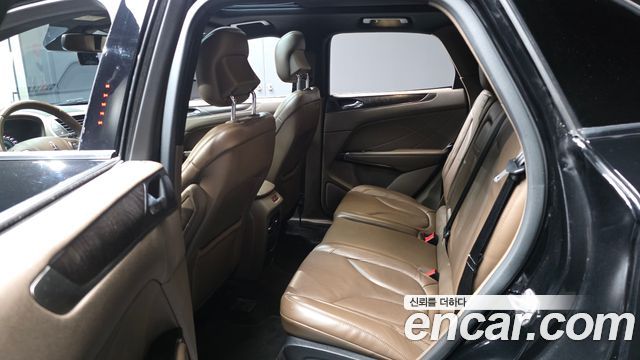 Lincoln MKC 2.0 AWD 2017 — фото 15