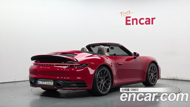 Porsche 911 (992) Carrera 4S Cabriolet 2021 — фото 2