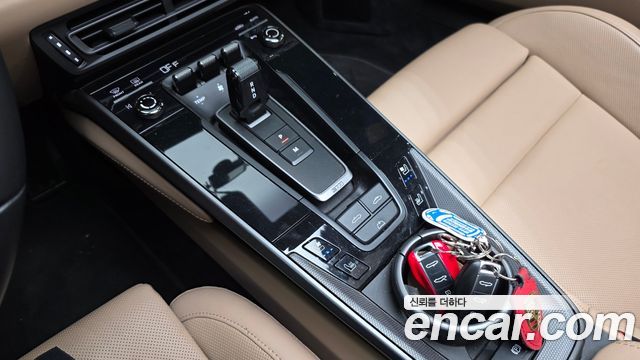 Porsche 911 (992) Carrera 4S Cabriolet 2021 — фото 9