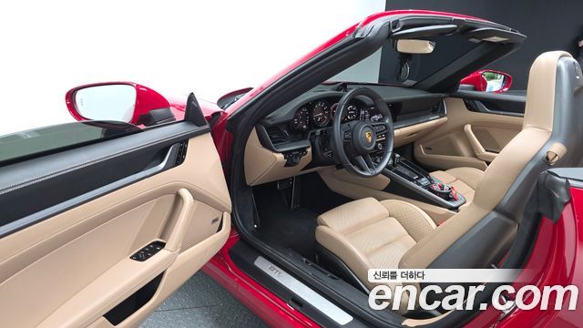 Porsche 911 (992) Carrera 4S Cabriolet 2021 — фото 10