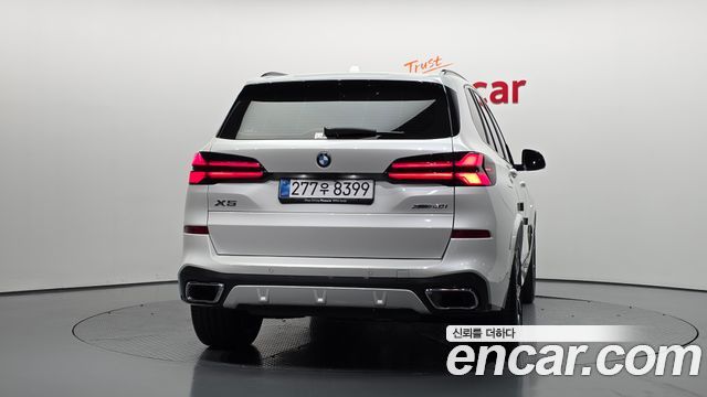 BMW X5 (G05) xDrive 40i M Sport 2025 — фото 4