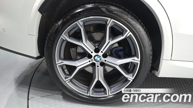 BMW X5 (G05) xDrive 40i M Sport 2025 — фото 5