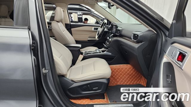 Ford Explorer (VI) 2.3 LimIted 4WD 2021 — фото 11