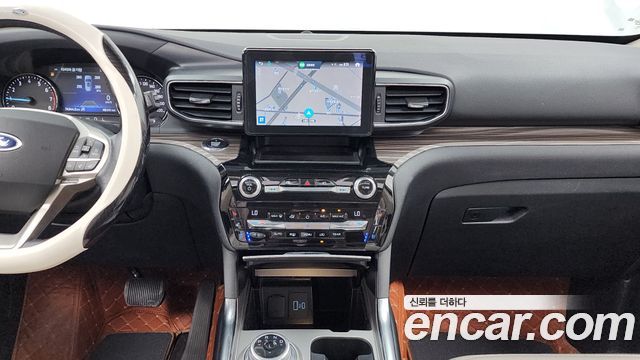 Ford Explorer (VI) 2.3 LimIted 4WD 2021 — фото 14