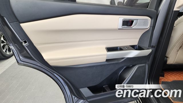 Ford Explorer (VI) 2.3 LimIted 4WD 2021 — фото 25
