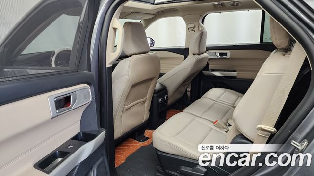 Ford Explorer (VI) 2.3 LimIted 4WD 2021 — фото 26