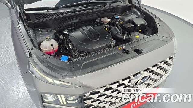 Hyundai Santa Fe Diesel 2.2 2WD Prestige 2023 — фото 6