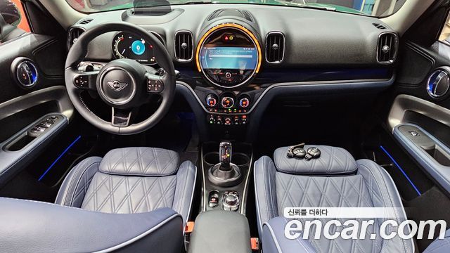 MINI Cooper S Countryman ALL4 2nd 2023 — фото 7