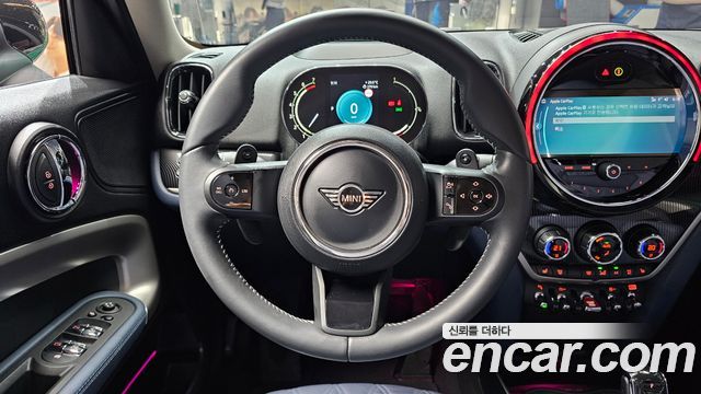 MINI Cooper S Countryman ALL4 2nd 2023 — фото 13