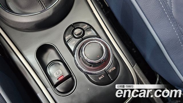 MINI Cooper S Countryman ALL4 2nd 2023 — фото 20