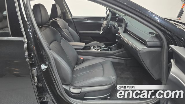 Kia K5 (III) 2.0 Prestige 2024 — фото 11