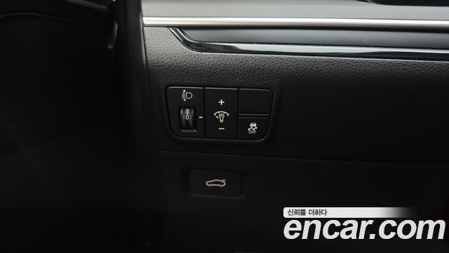Kia K5 (III) 2.0 Prestige 2024 — фото 19