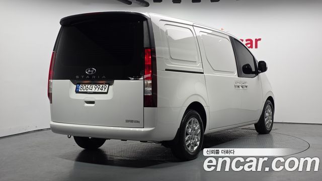 Hyundai Staria Cargo 3-Seater Modern 2023 — фото 2