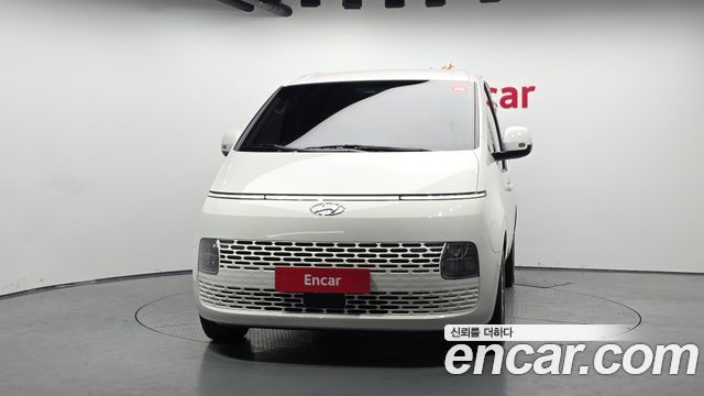 Hyundai Staria Cargo 3-Seater Modern 2023 — фото 3