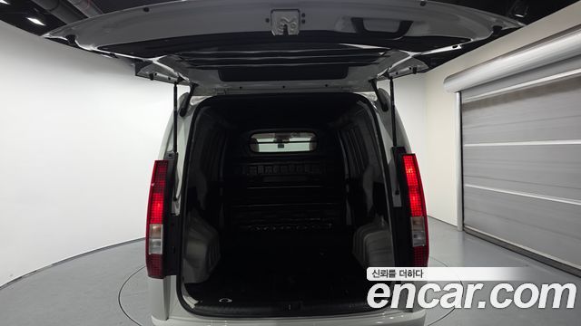 Hyundai Staria Cargo 3-Seater Modern 2023 — фото 20
