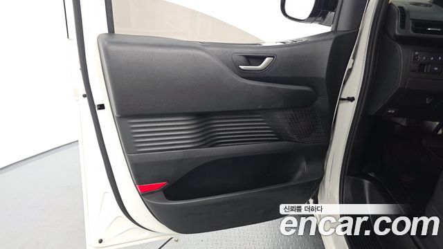 Hyundai Staria Cargo 3-Seater Modern 2023 — фото 24