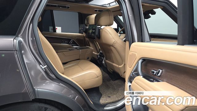 Land Rover Range Rover (V) P530 Autobiography 2023 — фото 12