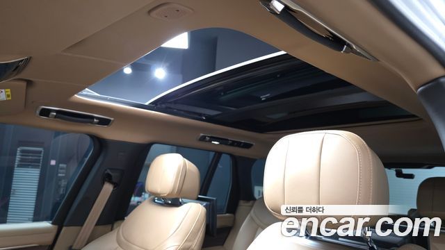 Land Rover Range Rover (V) P530 Autobiography 2023 — фото 17