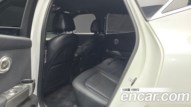 Genesis GV60 Standard AWD 2022 — фото 15