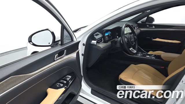 Kia K5 (III) 2.0 Noblesse 2023 — фото 10