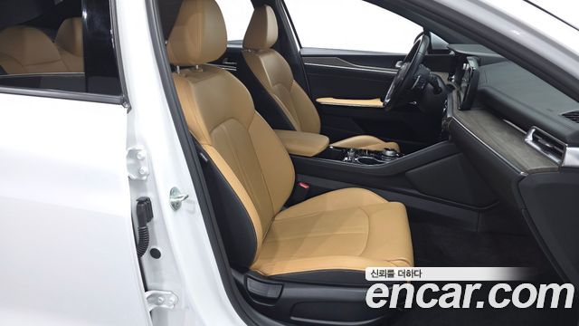 Kia K5 (III) 2.0 Noblesse 2023 — фото 12