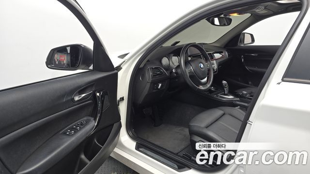 BMW 1 Series (F20) 118d Sport 5Door 2018 — фото 10