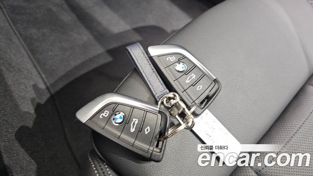 BMW 4 Series (G22) 420i M Sport Pro Convertible 2025 — фото 16
