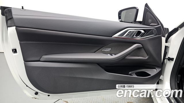 BMW 4 Series (G22) 420i M Sport Pro Convertible 2025 — фото 24