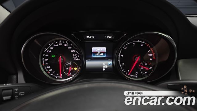 Mercedes-Benz GLA-Class (X156) GLA220 Premium 2019 — фото 8
